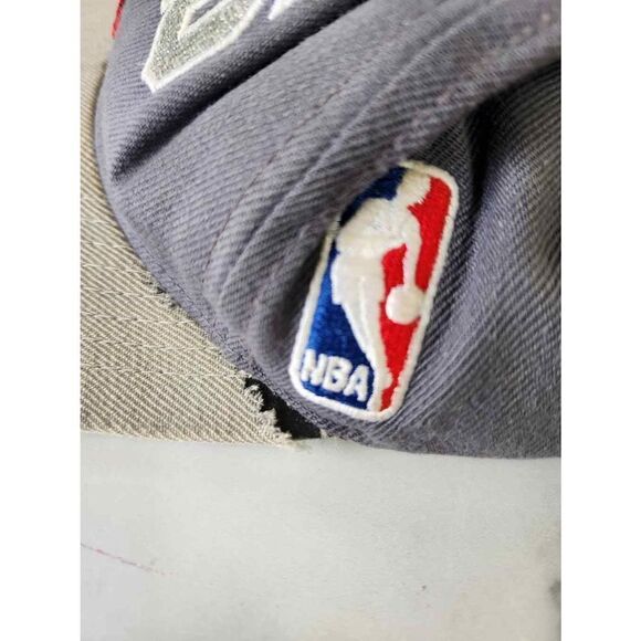 Chicago Bulls Basketball grey hat Mitchell & Ness Nostalgia Co. Philadelphia Har - Picture 3 of 7